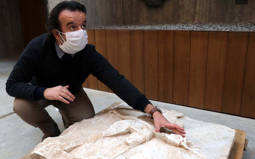 Çanakkale'de ele geçirilmişti 2 bin yıllık gladyatör rölyefinin sırrı çözüldü - Resim: 3