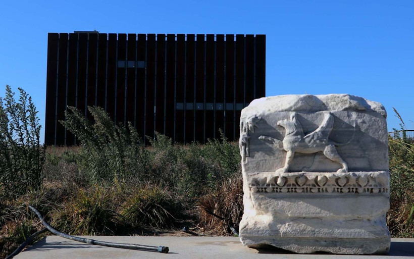 Çanakkale'de ele geçirilmişti 2 bin yıllık gladyatör rölyefinin sırrı çözüldü - Resim: 1