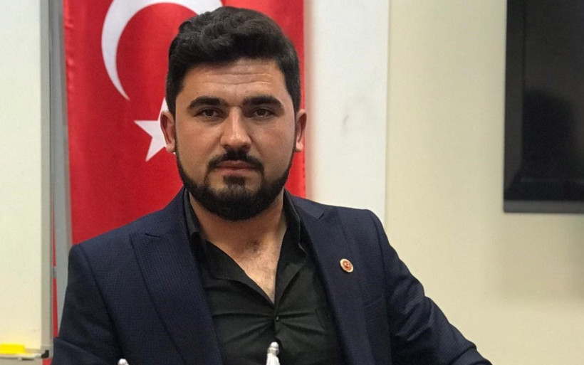 Bursa'da muhtar olduğuna inandıramayan gence böyle diyorlar: Babanı çağır - Resim: 4