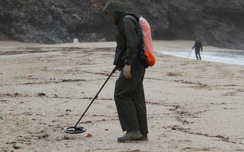 Defineciler tam teçhizat! 'Ekonomiye katkı' diyor daha önce bulduklarını anlattı - Resim: 2