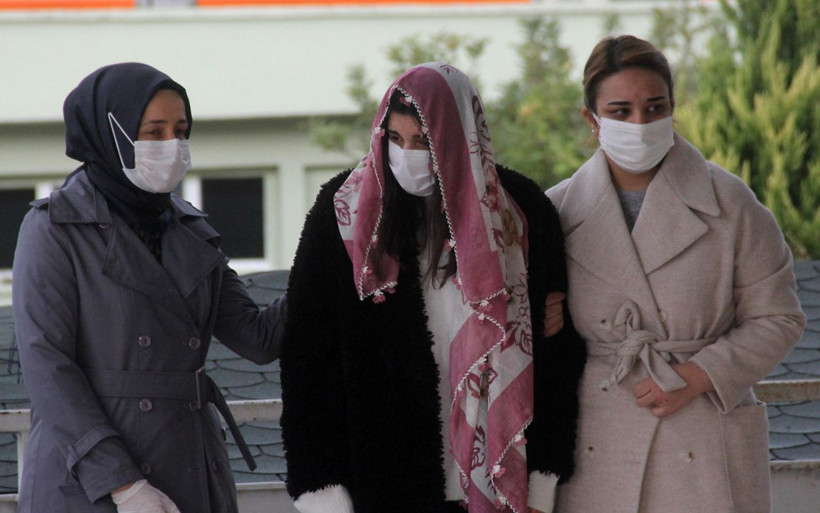 Adana'da 1 yaşında şehit kızı olan Sena annesini de koronavirüsten kaybetti - Resim: 4