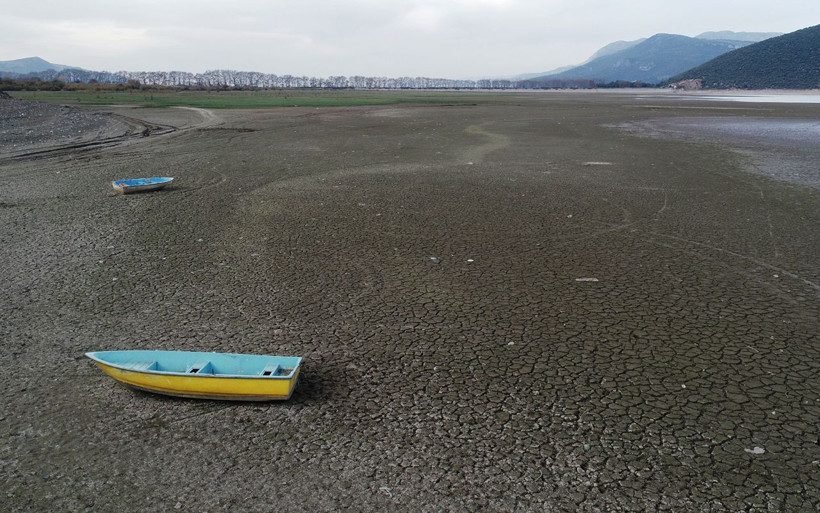 Atatürk tarım arazileri için yaptırmıştı Gölbaşı Barajı kuru haliyle şaşırtıyor - Resim: 1