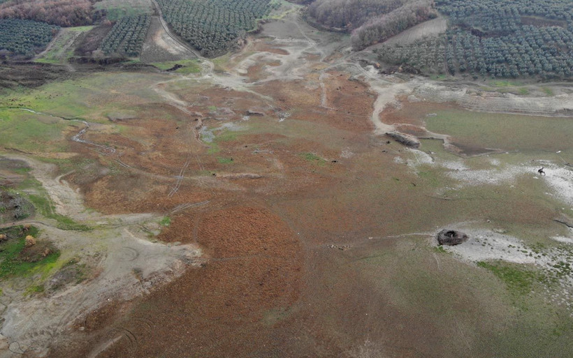 40 yıldır ilk defa yaşandı Bursalı muhtar gördüğü kuraklık görüntüsüne inanamıyor - Resim: 2