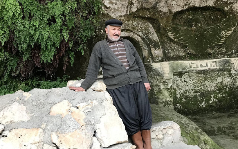 Mersin'de 30 yıldır mağarada yaşıyor eski bakan bile görmeye geldi! - Resim: 2