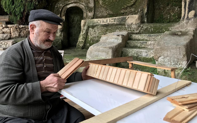 Mersin'de 30 yıldır mağarada yaşıyor eski bakan bile görmeye geldi! - Resim: 4