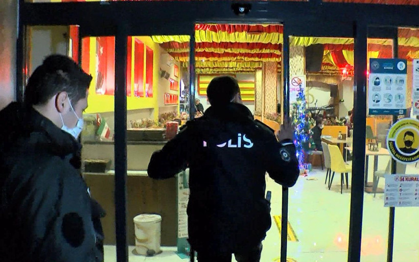 Adres yine Esenyurt! İran uyruklular 'Şeb-i Yelda' buluşmasında baskınla yakalandı - Resim: 1