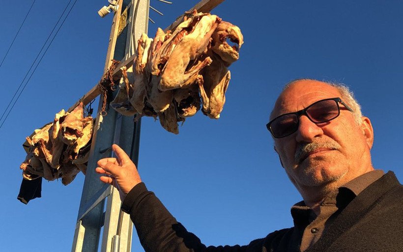 Kesilen kazlar direklerde kurutuluyor Kars'ta paraya para demiyorlar - Resim: 3