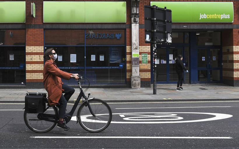 Hepsi sıradışı! Madagaskar şifalı iksir yaptı New York 'Seks ve Kovid’ belgesi yayımladı - Resim: 1