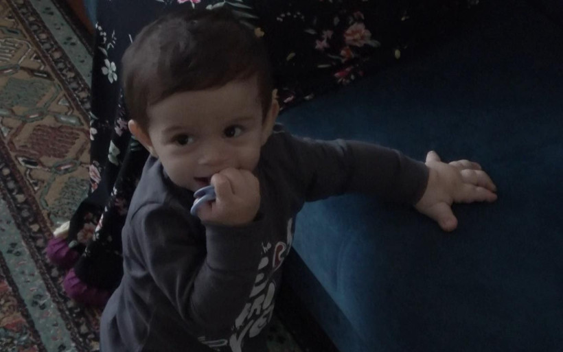 Bursa'da bir buçuk yaşındaki Mustafa'nın dev gibi eli 10 yaşında! Eli durmadan büyüyor - Resim: 1