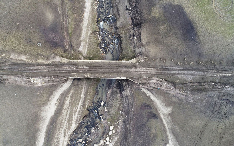 Bursa'nın Nilüfer Barajı kurudu! Su seviyesi yüzde 5'e düştü tarihi köprü ortaya çıktı - Resim: 3