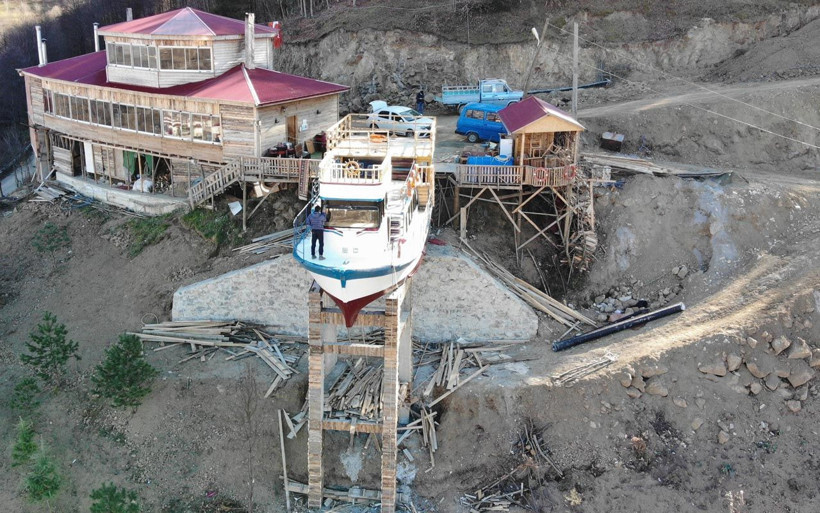 Karadenizli bunu da yaptı! Trabzon'un yaylasına gemi dikti servet harcamış - Resim: 3