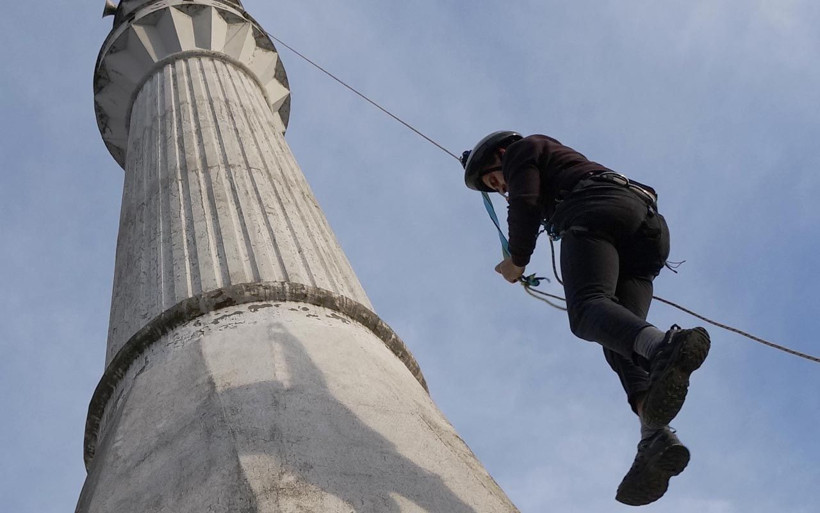 Giresun'daki imam cami minaresini boyayabilmek için Erzurum'a gidip eğitim aldı - Resim: 1