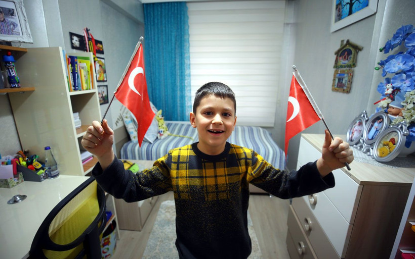 81 ilde tüm okullarda İstiklal Marşı coşkusu! İşte duygulandıran kareler - Resim: 2