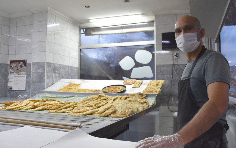 Sivas'ta kocaları yurtdışına çalışmaya gitmesin diye fırın açtılar - Resim: 3