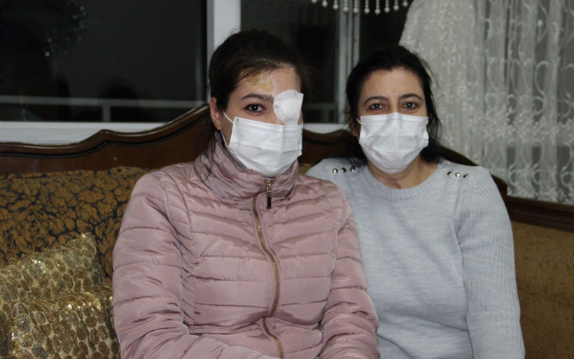 Manisa'da göz kapağı koptu! Genç kızın en büyük hayali aynalarla barışmak - Resim: 1