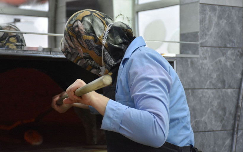 Sivas'ta kocaları yurtdışına çalışmaya gitmesin diye fırın açtılar - Resim: 4