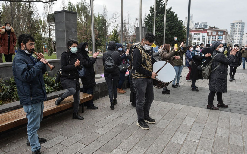 CHP'li Esenyurt Belediyesi'nden 500 liralık zam! Yüzde 125 zamma aileler tepki gösterdi - Resim: 4