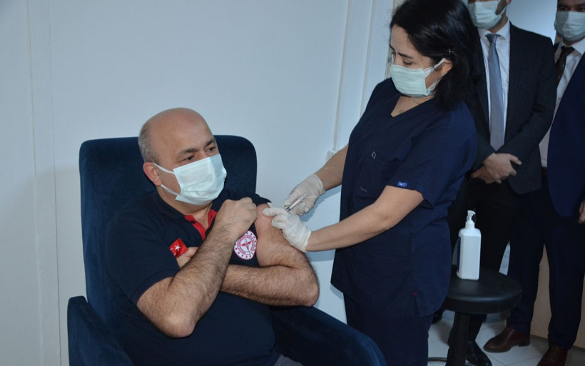 Türkiye'de aşılama başladı! Bilim Kurulu Üyesi Hasan Tezer 11 soruda aşı sürecinde neler olacağını anlattı - Resim: 2