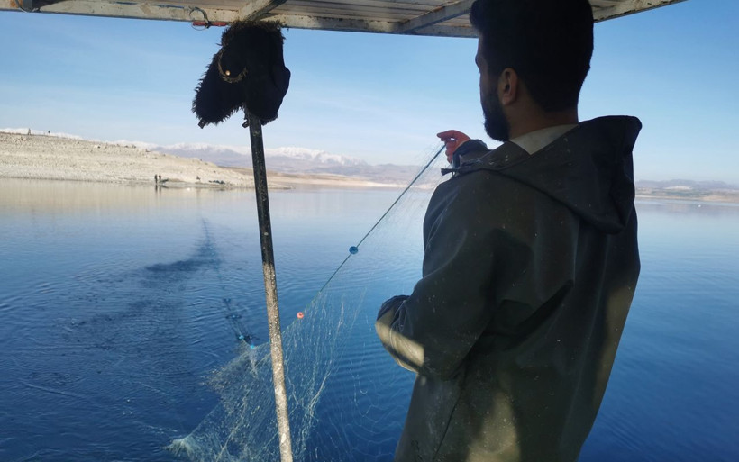 Koronavirüsten korunmak için İstanbul'dan kaçtı! Göldeki adacıkta yaşamaya başladı - Resim: 4