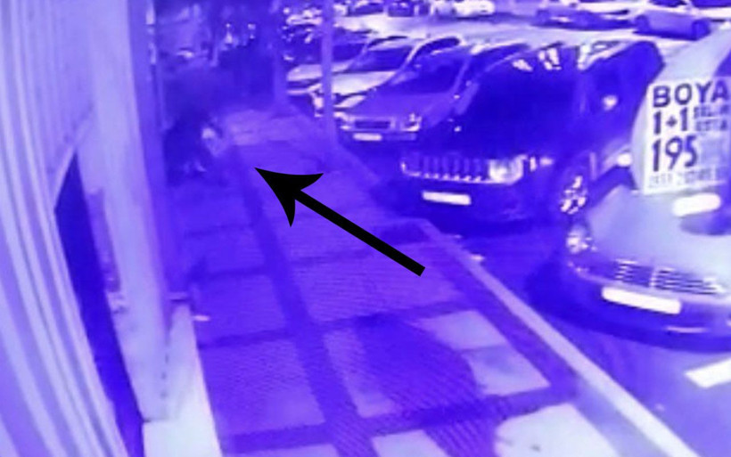 Beşiktaş'taki bıçaklı saldırgan 'onları şeytan olarak gördüm' dedi! O cani 26 suç kayıtlı çıktı - Resim: 1