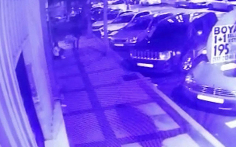 Beşiktaş'taki bıçaklı saldırgan 'onları şeytan olarak gördüm' dedi! O cani 26 suç kayıtlı çıktı - Resim: 2