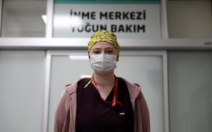 Koronavirüsle mücadelenin simge ismi Seher hemşirenin anlattıkları ağlattı - Resim: 4