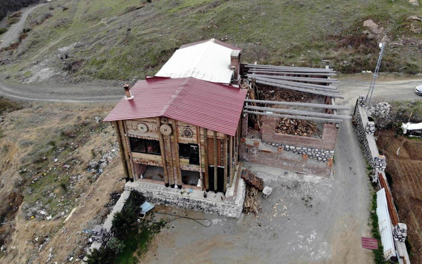 Samsun'da 5 milyon TL teklif ettiler o vermedi! 'Kale' yaptı koronadan korunuyor - Resim: 1