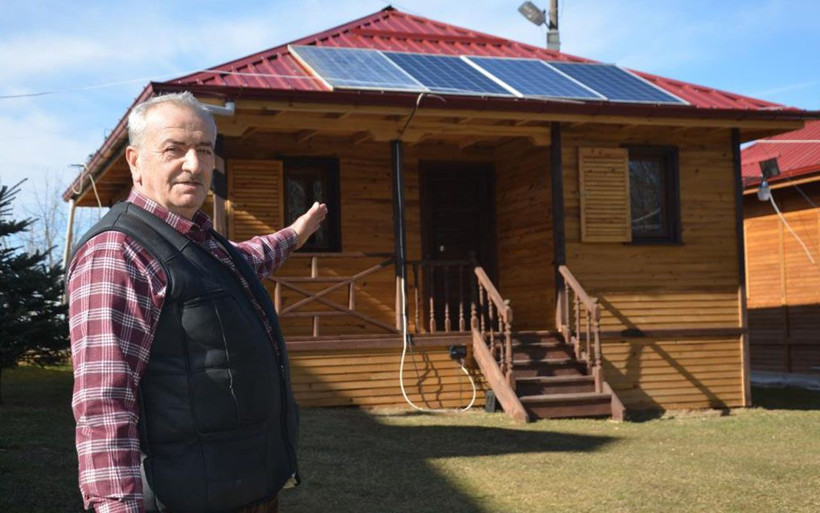 Ordu'da ilk başta ağaçların üzerine monte etti! 15 yıldır elektriğe para vermiyor - Resim: 3