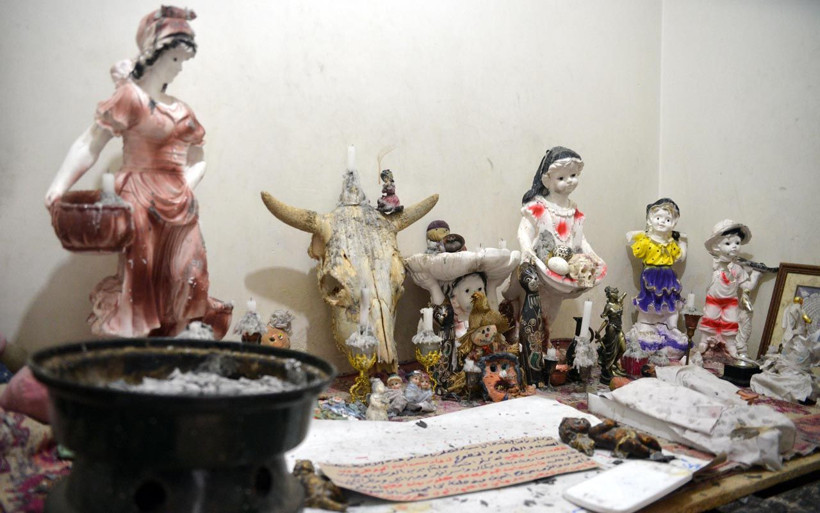 Ankara'da Suriyeli büyücü çetesi çökertildi! Evden çıkanlara polis bile şaşırdı - Resim: 1