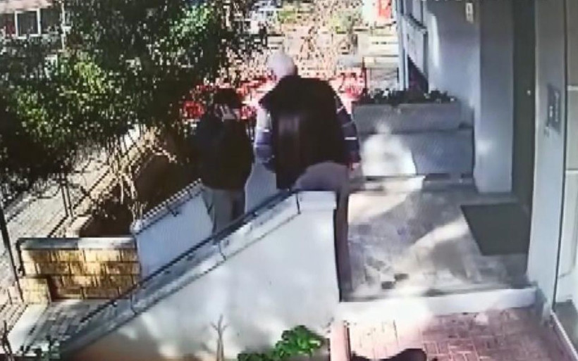 Fenerbahçeli Şekip Mosturoğlu'nun halası dolandırıldı! Ses taklidiyle tuzağa düşürdü - Resim: 1