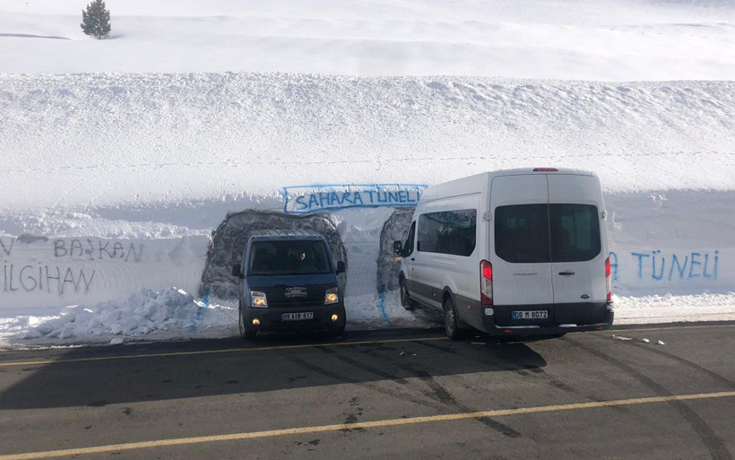 Tünel isteyen Artvinli şoförler ilginç yöntemleriyle kent halkını şaşırttı - Resim: 3