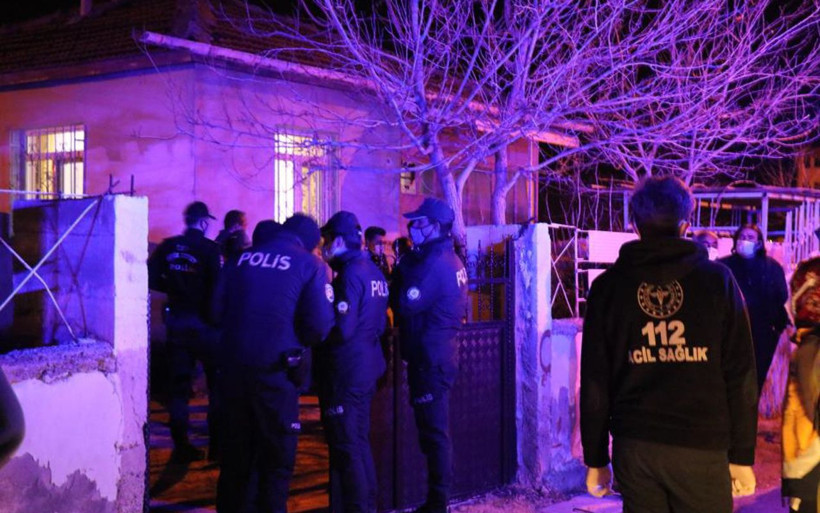 Yaşlı çiftin haberi Aksaray'ı sarstı! Evlerinde kafalarından vurulmuş halde ölü bulundular - Resim: 1