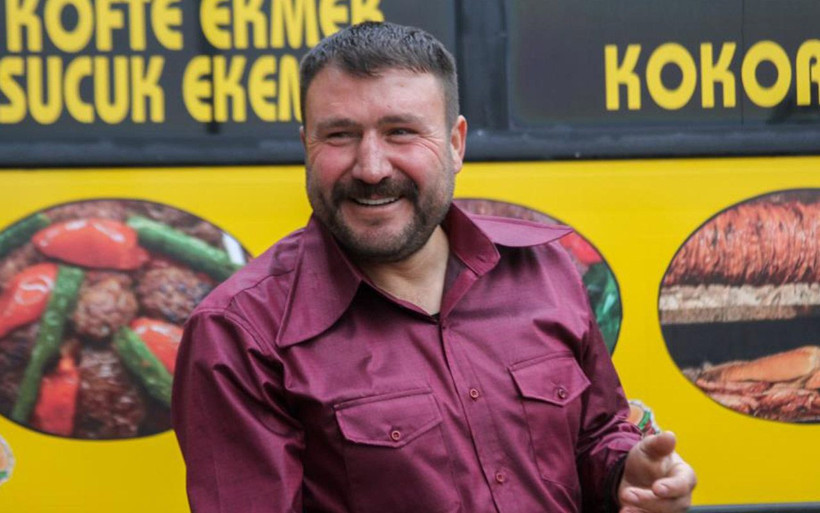 Antalya fenomeni 'Zavadanak Bekir' kokoreççi oldu: Köfteyi ye eve git yatır ol - Resim: 3