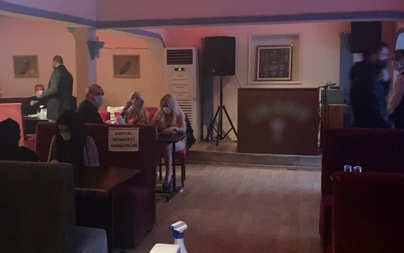 Maltepe ve Pendik'te lokantaları pavyona çevirdiler! 72 kişiye ceza yağdı - Resim: 1