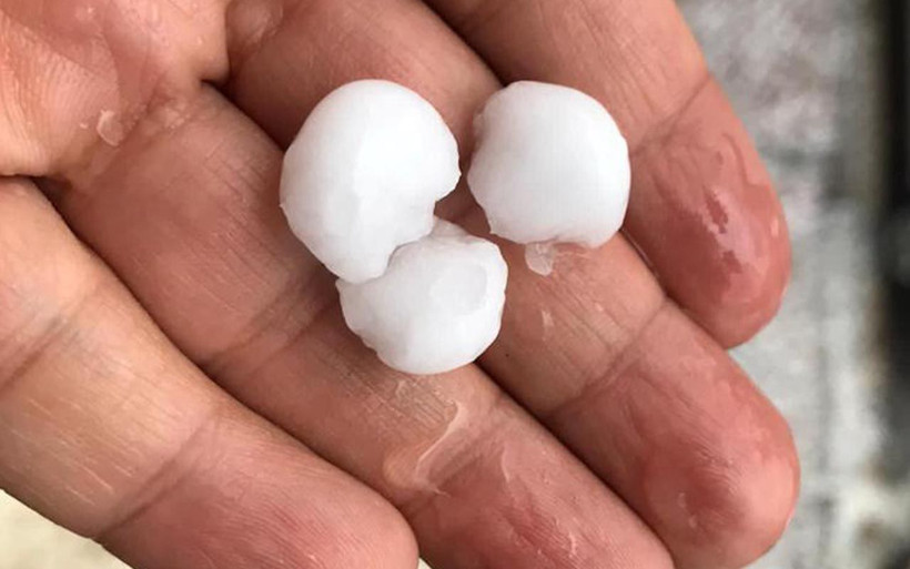 Ankara ve İstanbul'a dolu yağdı! Kar ne zaman geliyor? - Resim: 1