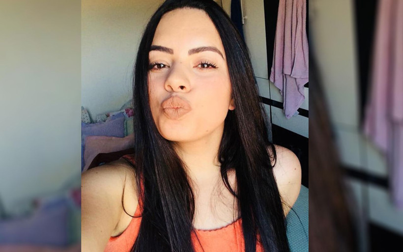 Havuz partisinde bikinisi düştü sonrası korkunç! 'Bilerek yaptın' deyip... - Resim: 3