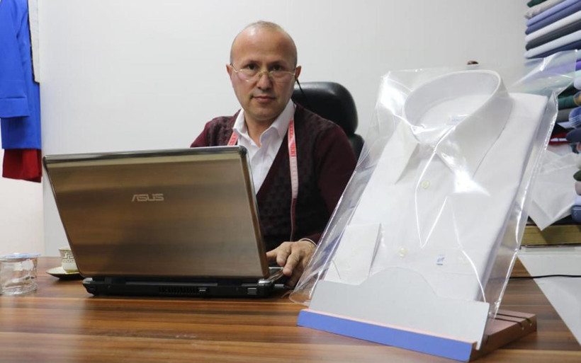 Sivas'ta Muhsin Yazıcıoğlu'nun gömleği! Özel olarak dikmişti 12 yıldır gözü gibi bakıyor - Resim: 1