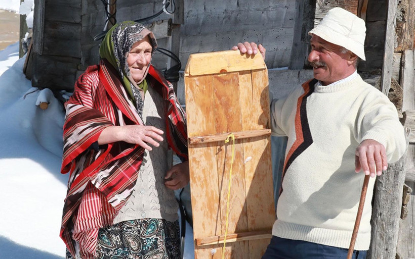 Rize'de 'Lazboard' ile kayak keyfi Petran Yaylası sakini nineden müthiş performans - Resim: 3