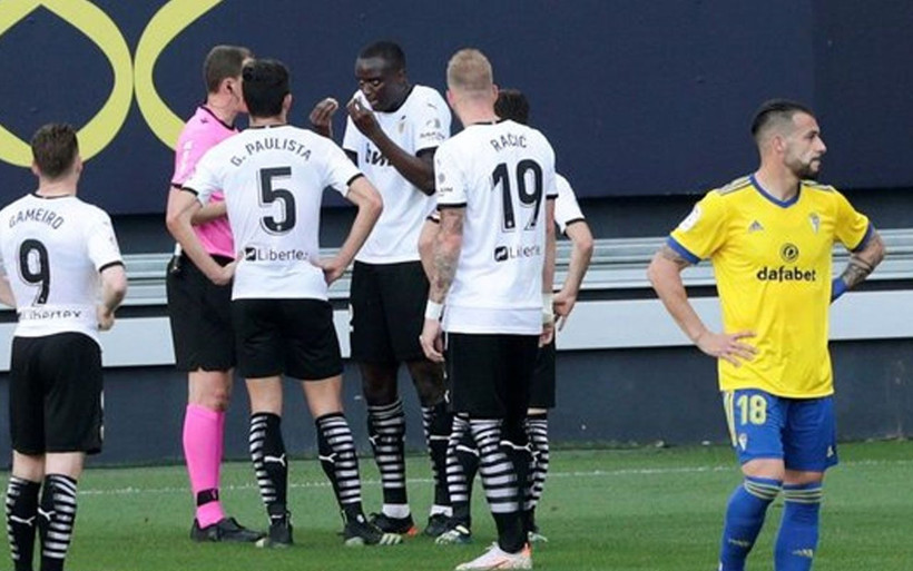 Cadiz-Valencia maçında Diakhaby'ye ırkçılık! Sahadan çekildiler - Resim: 2