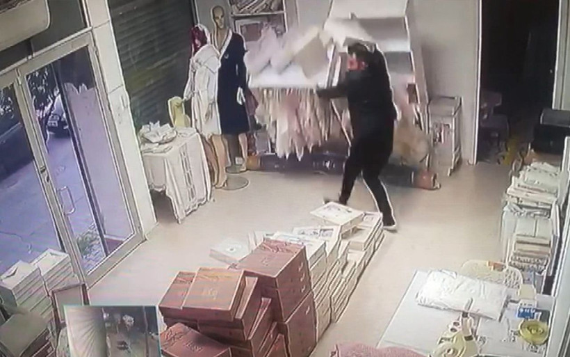 2 ay ilişki yaşadığı eski sevgilisi geri döndü! Bağcılar'da iş kadınının hayatını kabusa çevirdi - Resim: 2