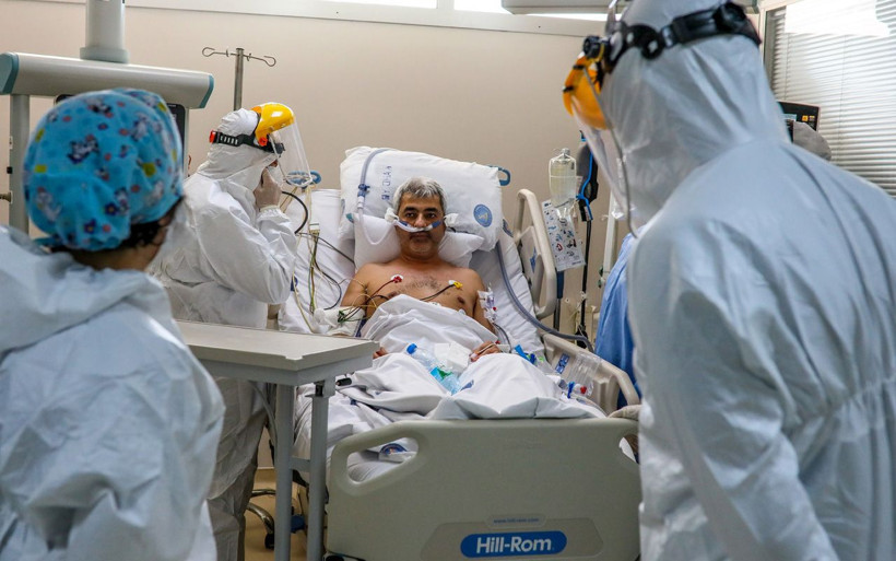 Covid-19 yoğun bakımında hasta yaşı 30'a indi! 'Kırmızı kod'lu alan ilk kez görüntülendi - Resim: 2