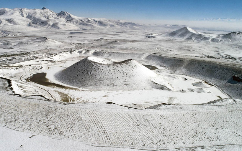 'Dünyanın nazar boncuğu' kurudu! Konya Meke Gölü'ne kurtarma operasyonu - Resim: 3