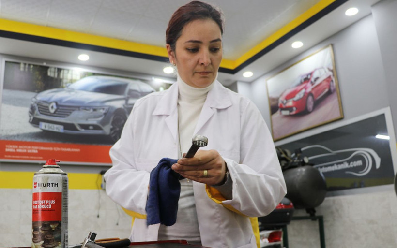 Sigorta hasar danışmanıydı oto tamircisi oldu Amasya'nın 'Meral usta'sı şaşırtıyor - Resim: 4