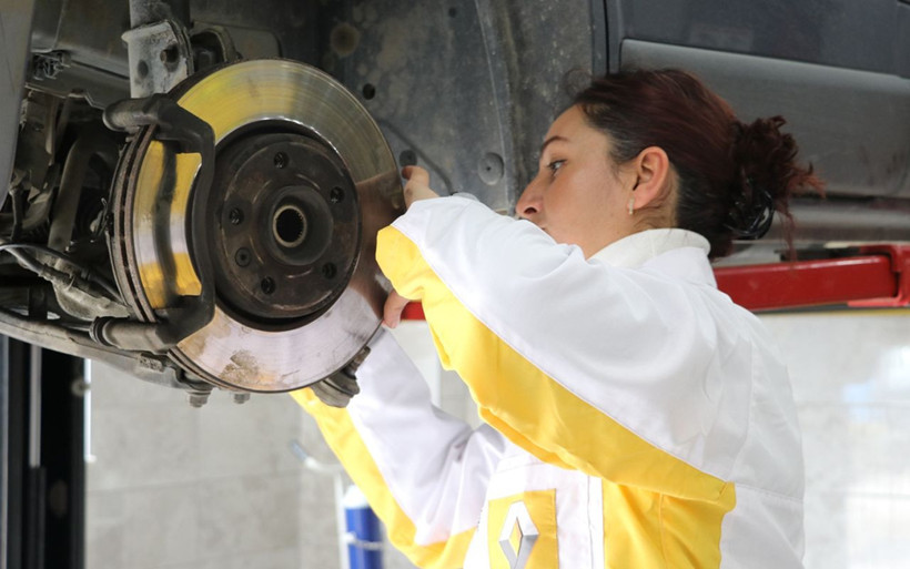Sigorta hasar danışmanıydı oto tamircisi oldu Amasya'nın 'Meral usta'sı şaşırtıyor - Resim: 3