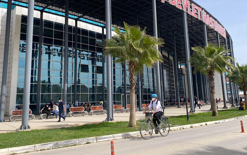 İzmir'de 'bisikletli doktor' deyince herkes tanıyor 50 kilo verdi eski halini gören inanamadı - Resim: 4