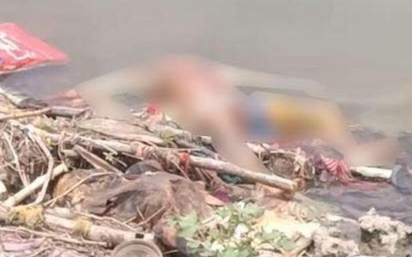 Hindistan Ganj Nehri'nde korkutan görüntü! Covid-19'dan ölen 71 kişinin cesedi kıyıya vurdu - Resim: 1