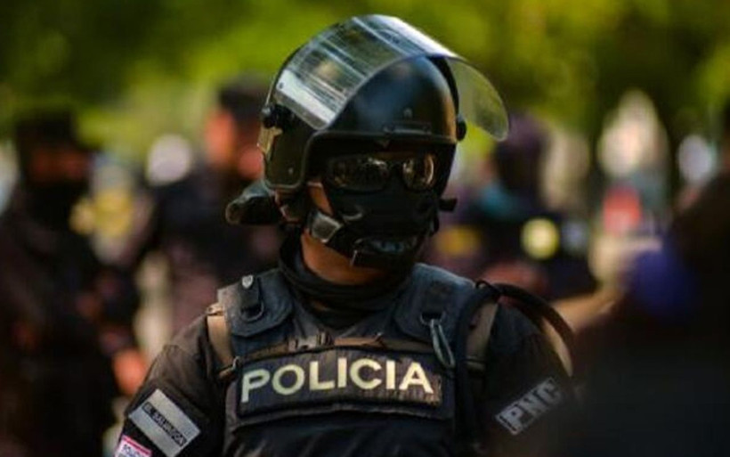 El Salvador'da dünyanın kanını donduran cinayet zinciri: Öldürüp bahçesine gömmüş! - Resim: 2