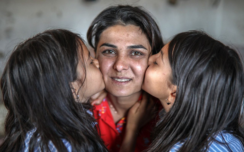 Zor günleri geride bıraktı! 'Memurlar şok oldu' diyen Melek İpek: Şimdiki aklım olsaydı... - Resim: 1