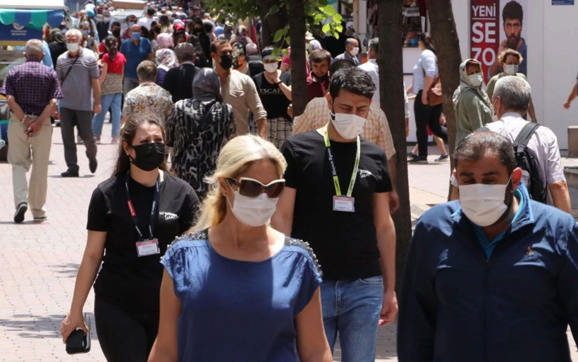 Bilim Kurulu Üyesi Prof. İlhan'dan 4. dalga uyarısı! 'Aşısızlar pandemisi' kapıda - Resim: 2