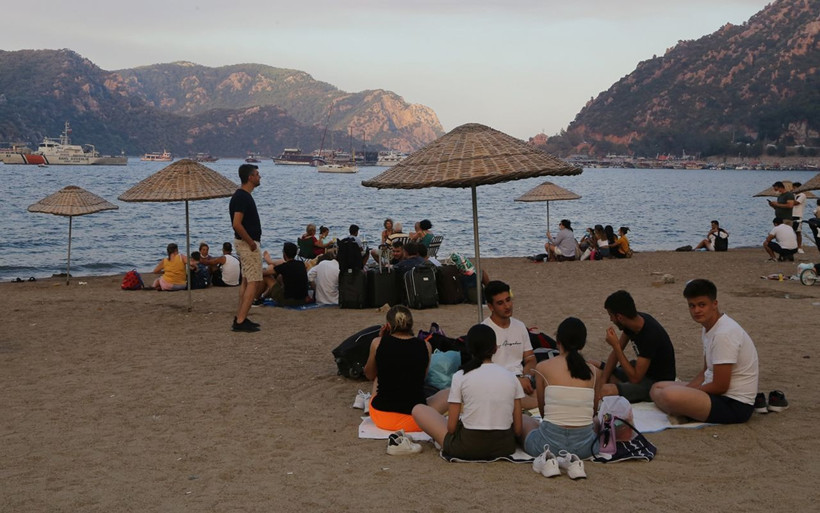 Marmaris'te yangın! Sabah acı görüntü ortaya çıktı: Küle dönen ormanlar görüntülendi - Resim: 1